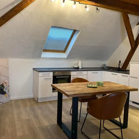 Ferienwohnungen Annweiler am Trifels * Annweiler am Trifels